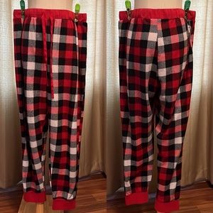 Holiday FamJam Women’s Plus Size 3X Plaid Pajama Lounge Pants Black White Red